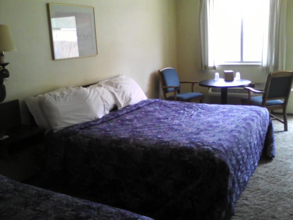 Budget Inn Грин-Ривер Экстерьер фото